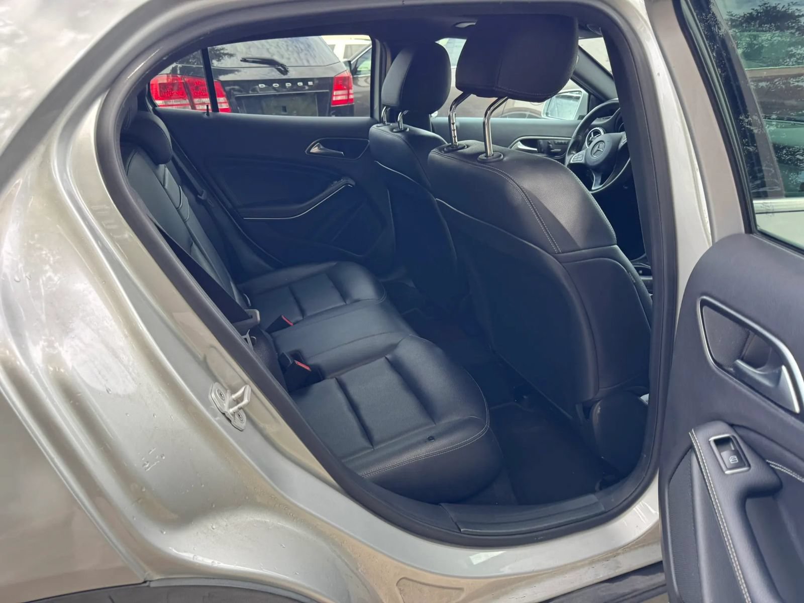 Used 2017 Mercedes-Benz GLA 250 4MATIC w/ Premium Package image 22