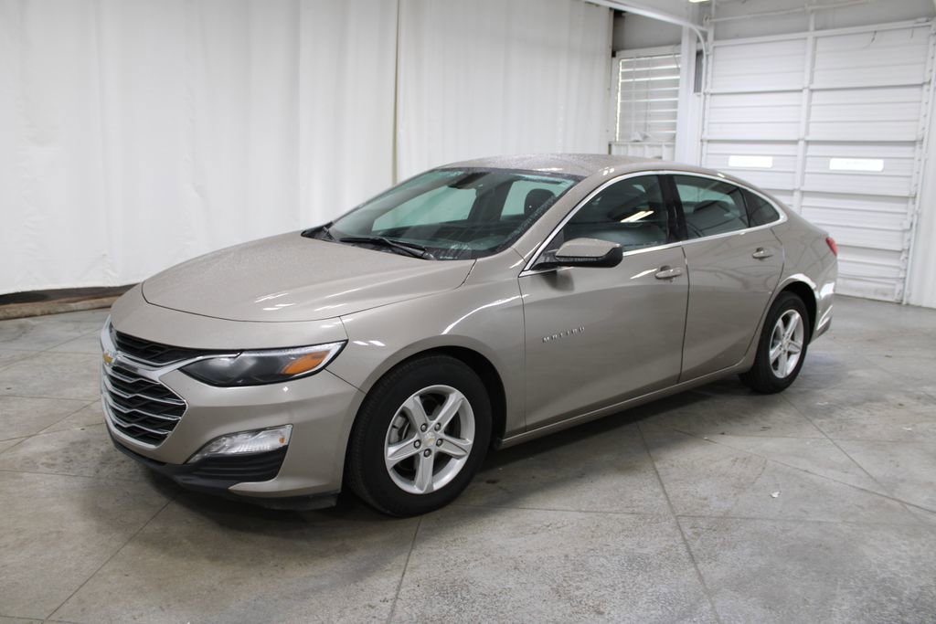 Used 2024 Chevrolet Malibu LT image 4