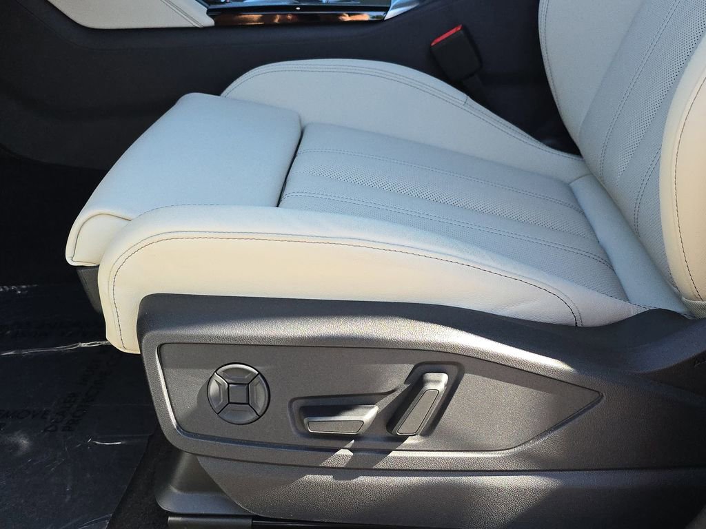 New 2026 Audi Q5 Premium Plus image 17