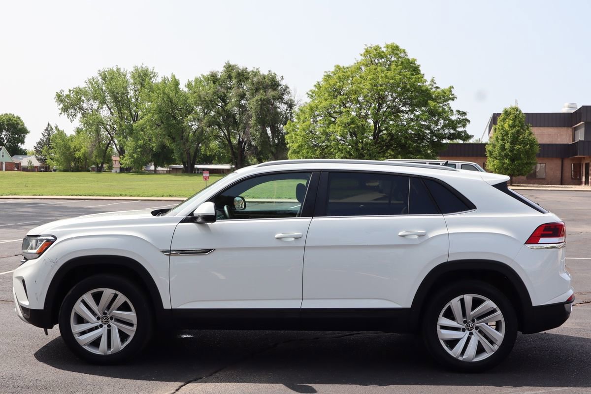 Used 2021 Volkswagen Atlas Cross Sport SE image 9
