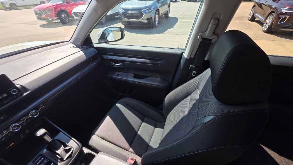 Used 2025 Honda CR-V EX image 19