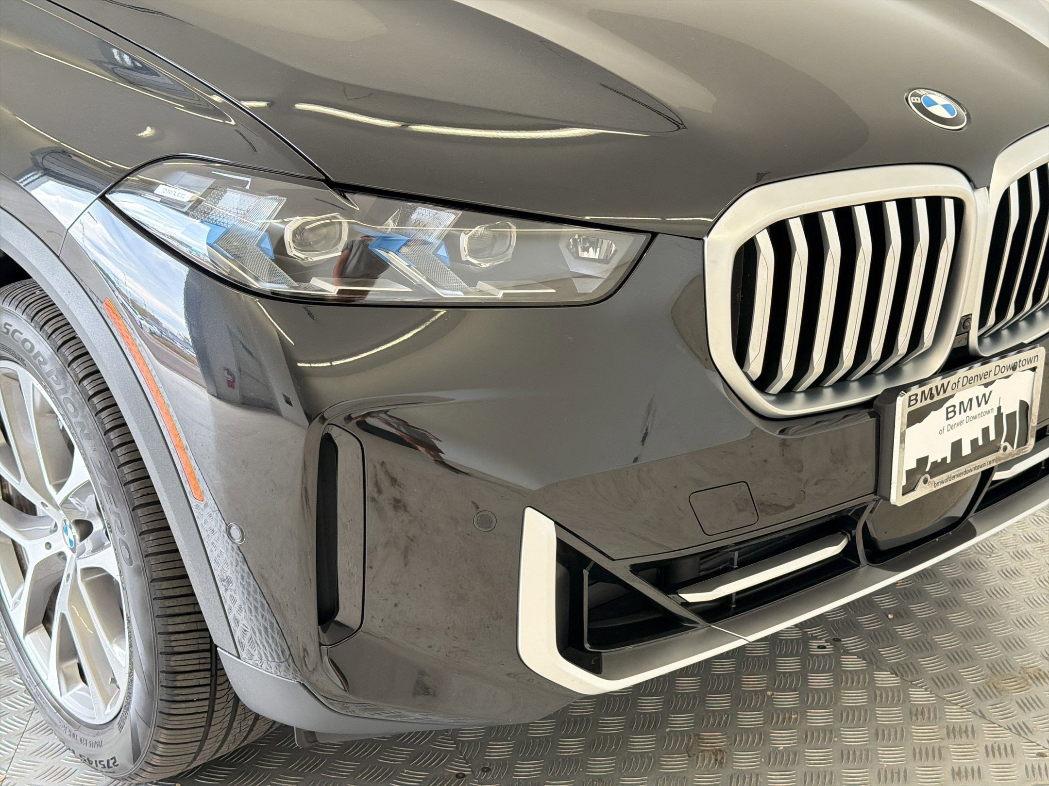 Used 2026 BMW X5 xDrive40i w/ Executive Package image 11