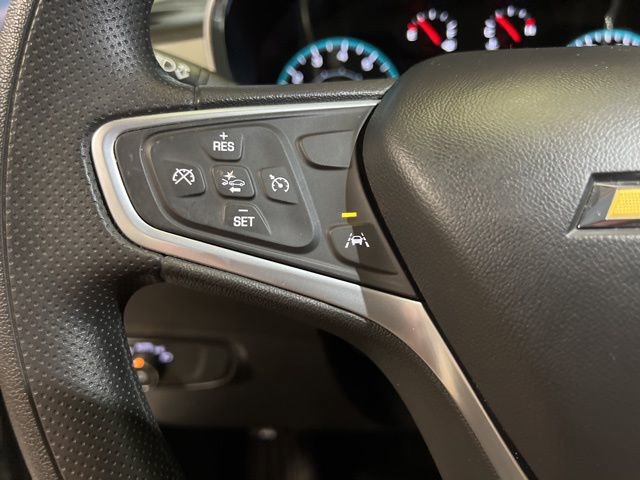 Used 2023 Chevrolet Equinox LS image 38