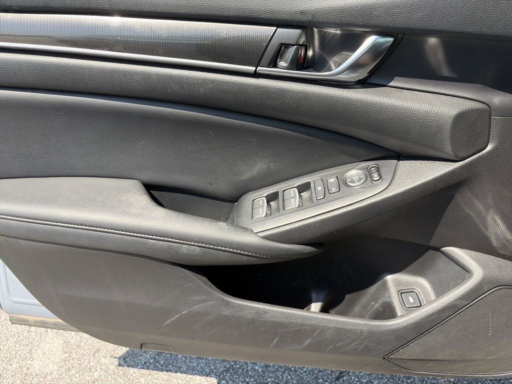 Used 2022 Honda Accord Sport image 18