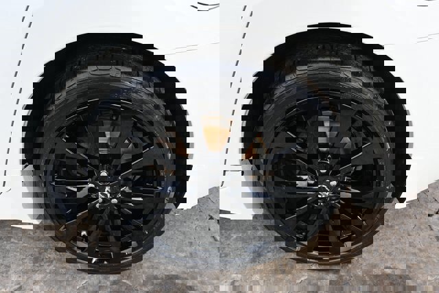 Used 2016 Nissan Maxima SR w/ Midnight Edition image 13