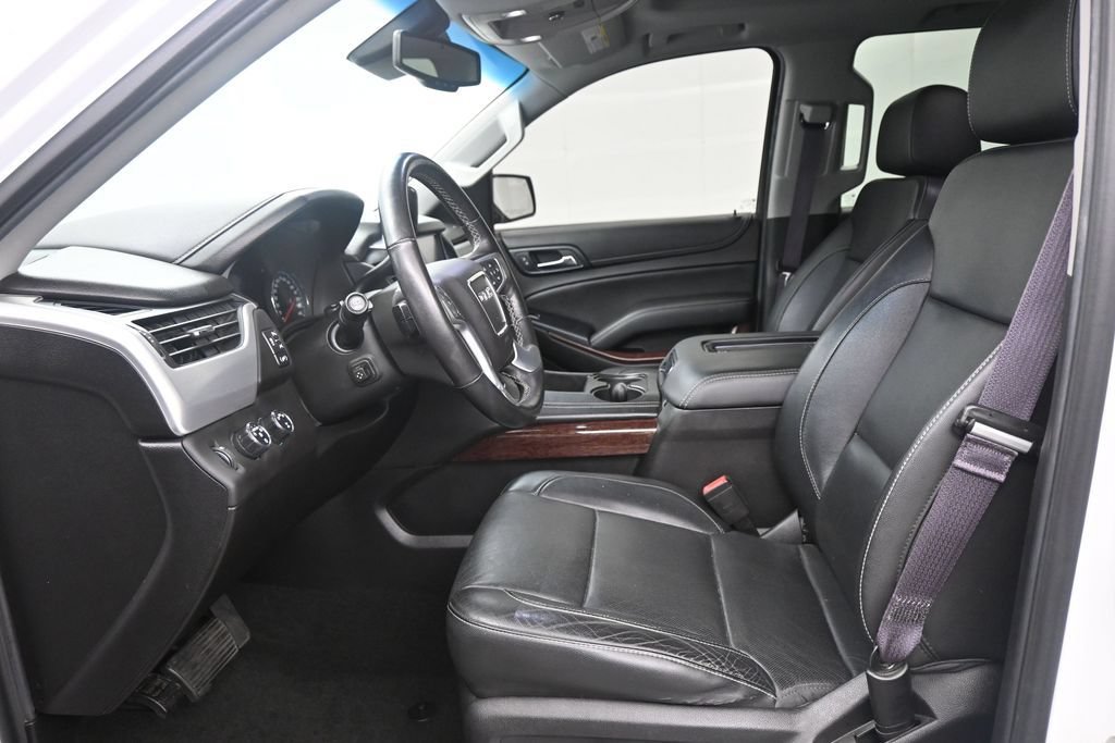 Used 2017 GMC Yukon SLT AWD/4WD image 11