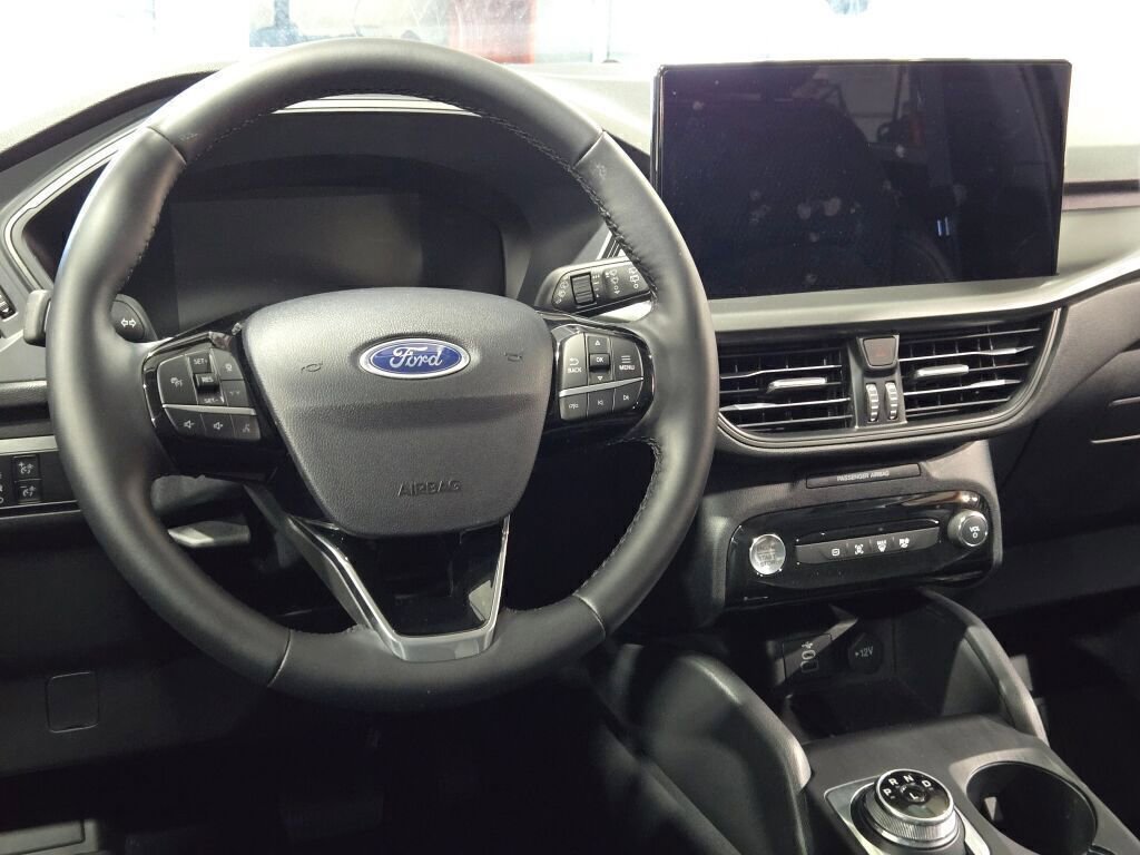 New 2025 Ford Escape SE w/ Class II Trailer Tow Package image 22