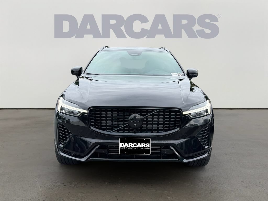Certified 2025 Volvo XC60 T8 Ultra w/ Climate Package AWD/4WD image 2