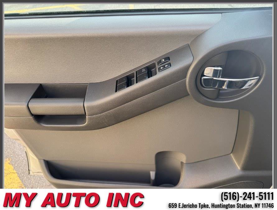 Used 2011 Nissan Xterra S image 22