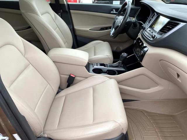 Used 2016 Hyundai Tucson Limited w/ Option Group 03 image 26