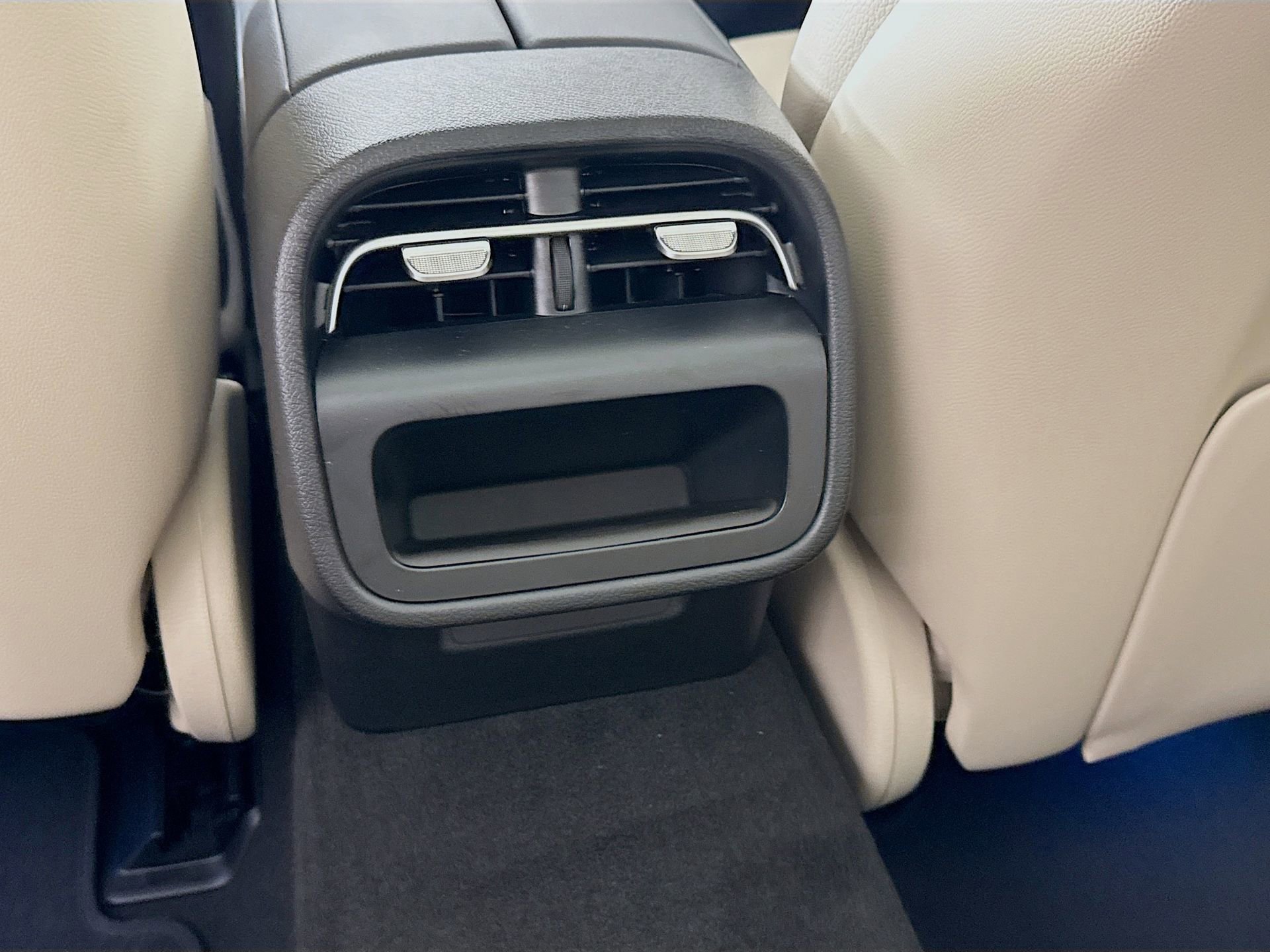 New 2026 Mercedes-Benz E 350 Sedan image 28