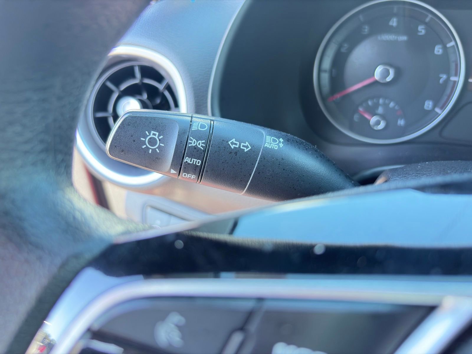 Used 2024 Kia Forte LXS image 16