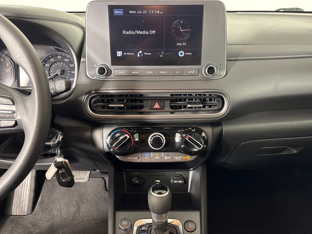 Used 2023 Hyundai Kona SE AWD/4WD image 51