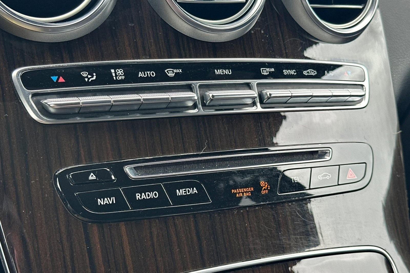 Used 2017 Mercedes-Benz GLC 300 4MATIC image 18