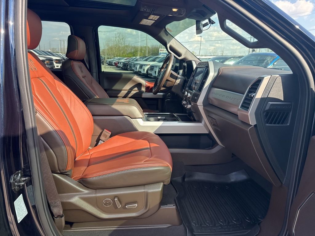 Used 2022 Ford F350 King Ranch w/ King Ranch Ultimate Package AWD/4WD image 42