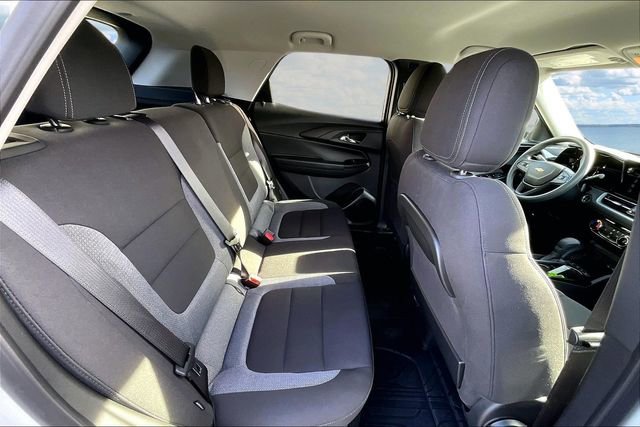 Certified 2024 Chevrolet TrailBlazer LT w/ Driver Confidence Package image 25