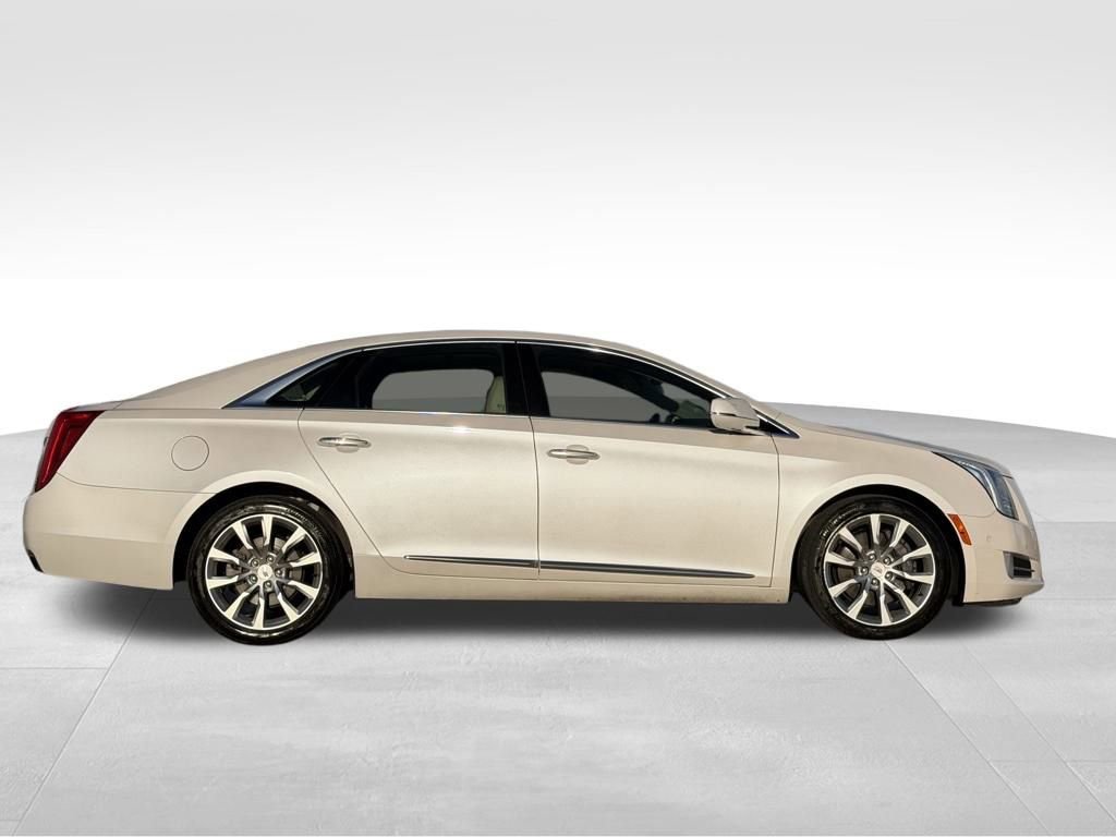 Used 2017 Cadillac XTS Luxury w/ Driver Awareness Package image 2