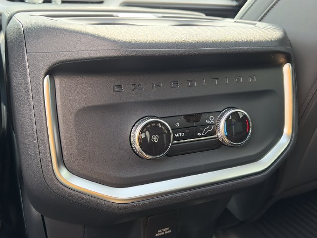 New 2027 Ford Expedition Active AWD/4WD image 14