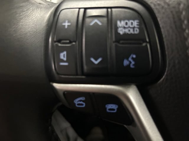 Used 2016 Toyota Highlander Limited AWD/4WD image 33