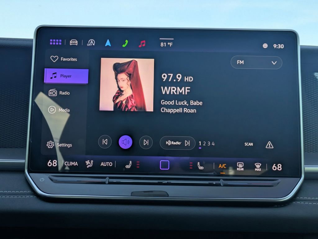 Used 2025 Volkswagen Tiguan SE image 18