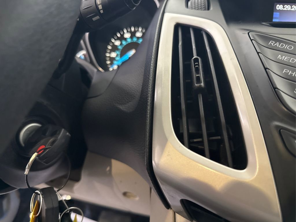 Used 2014 Ford Focus SE image 31