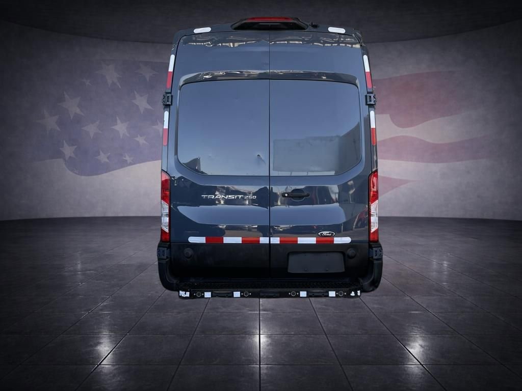 Used 2022 Ford Transit 250 148 High Roof Extended w/ Parcel Delivery Package RWD image 4