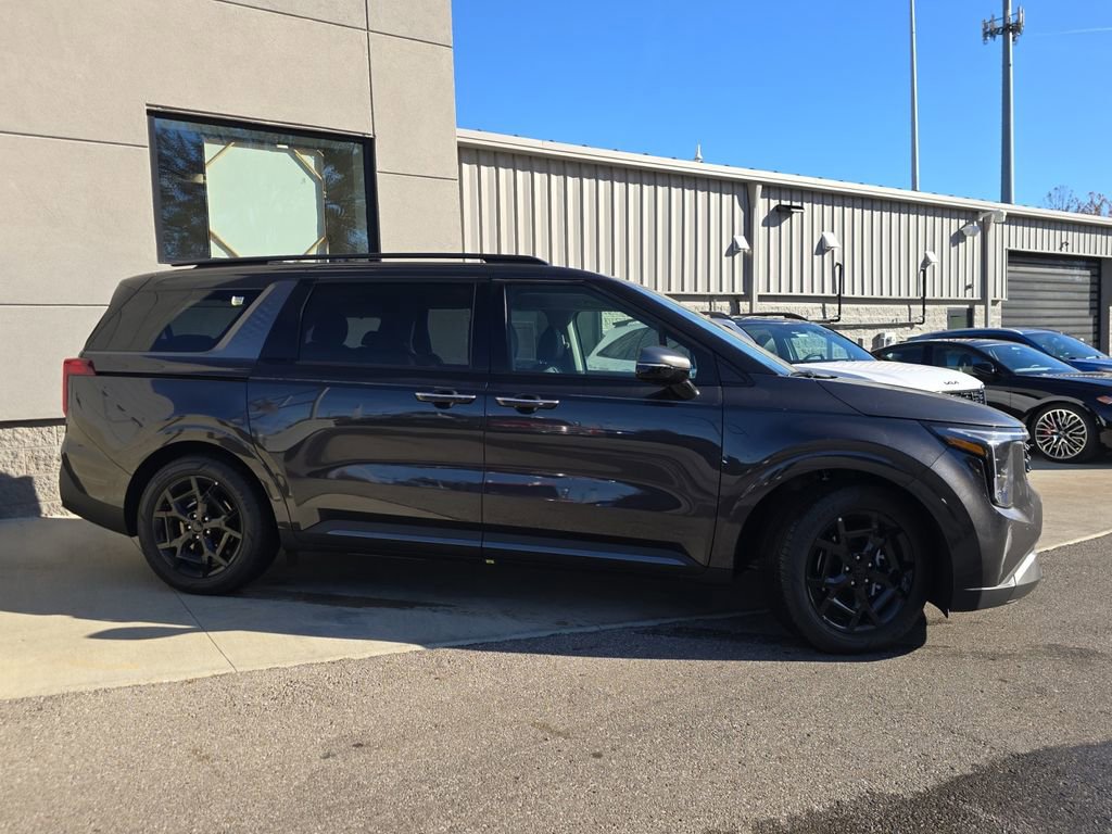 New 2026 Kia Carnival SX w/ SX Dark Edition Package image 3