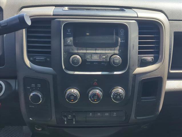 Used 2018 RAM 3500 Tradesman w/ Chrome Appearance Group AWD/4WD image 19