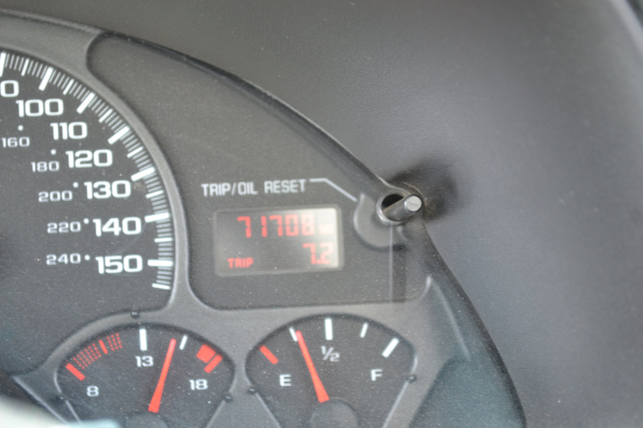 Used 2002 Chevrolet Camaro Z28 w/ SS Performance/Appearance Pkg image 14