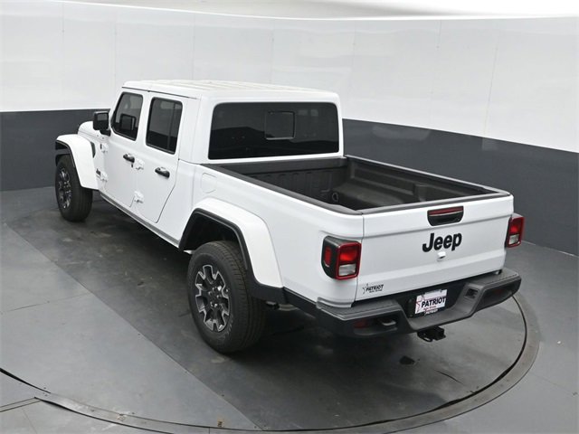 New 2025 Jeep Gladiator Sport w/ Premium Package image 32