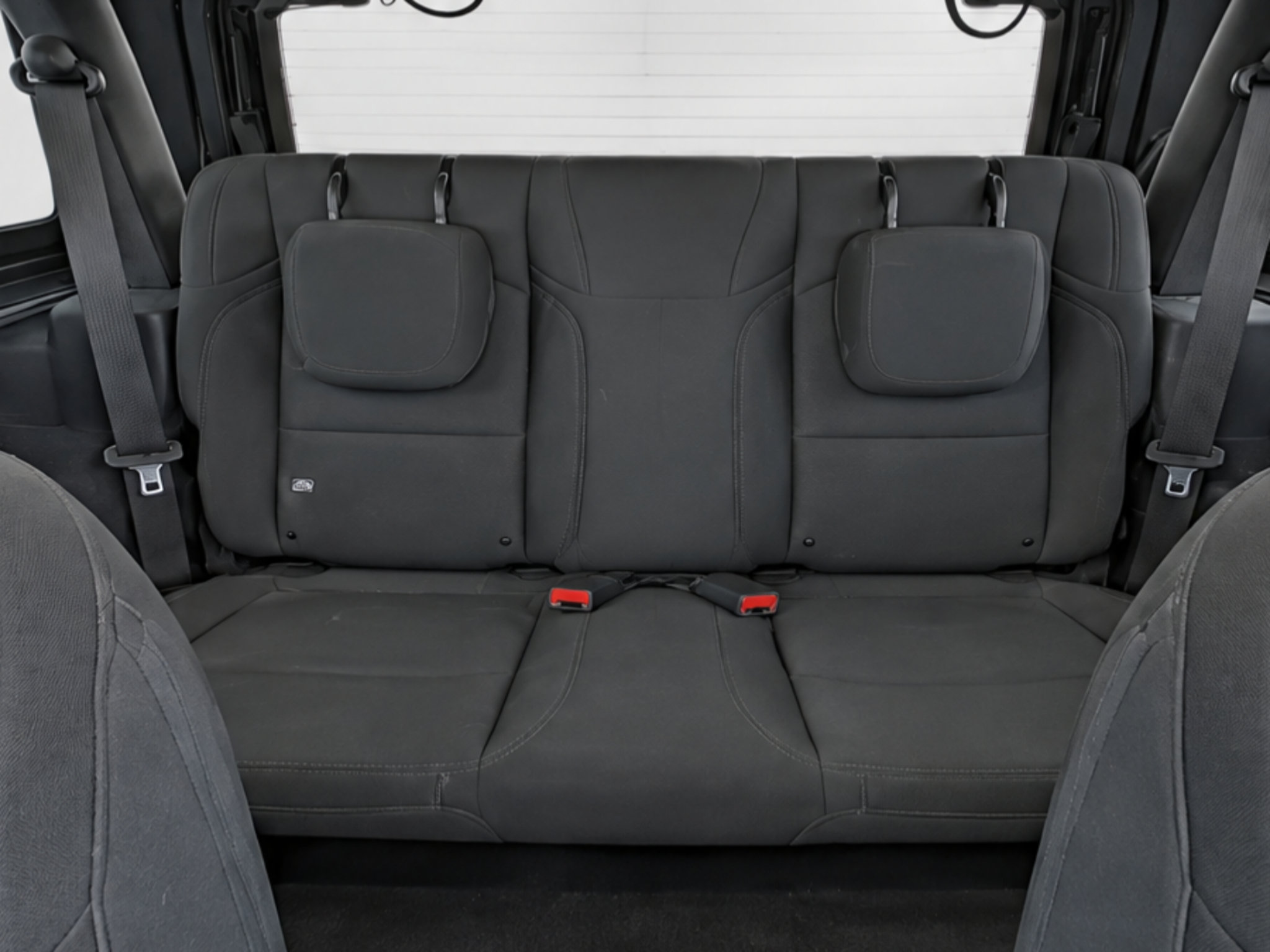 Used 2019 Jeep Wrangler Sport AWD/4WD image 18