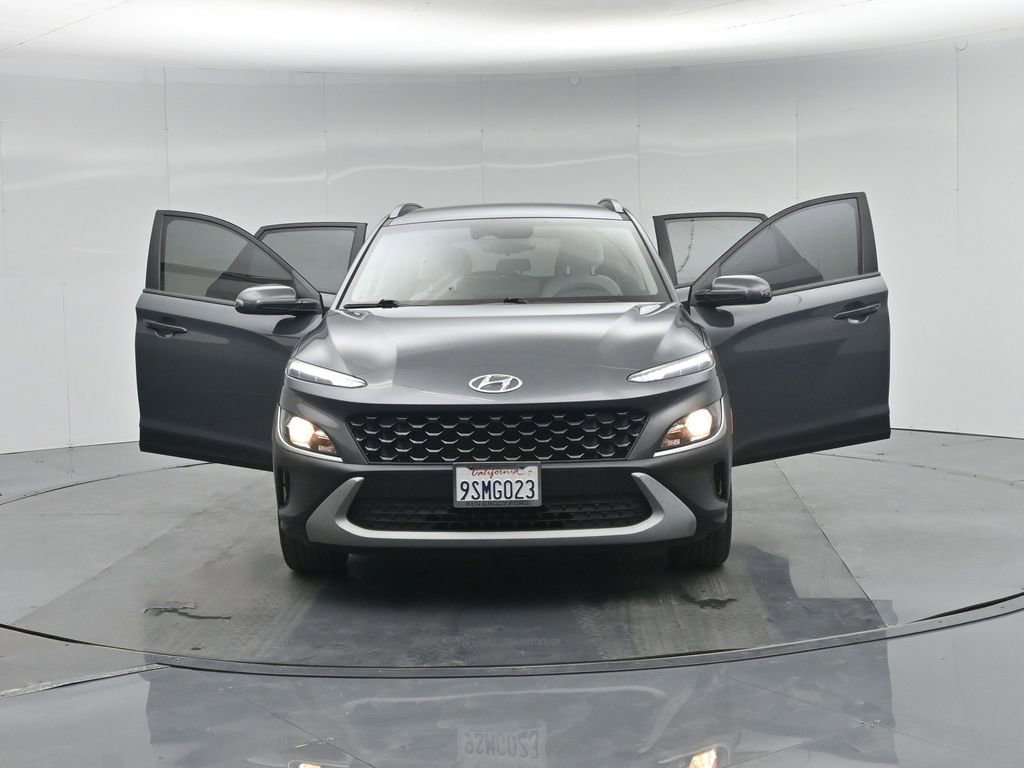 Used 2023 Hyundai Kona SEL image 32