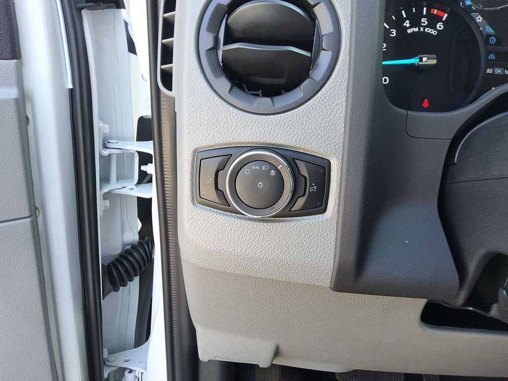 New 2026 Ford E-350 and Econoline 350 Super Duty w/ Power Equipment Group image 9