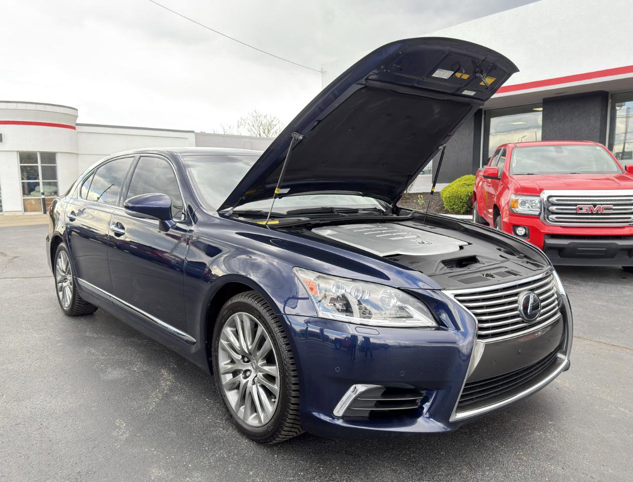 Used 2013 Lexus LS 460 L w/ Ultra Luxury Pkg image 59