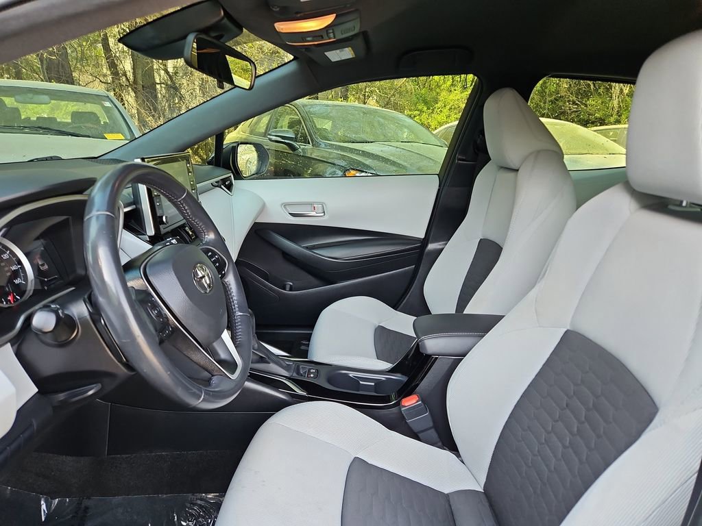 Used 2019 Toyota Corolla SE w/ SE Option Package image 19