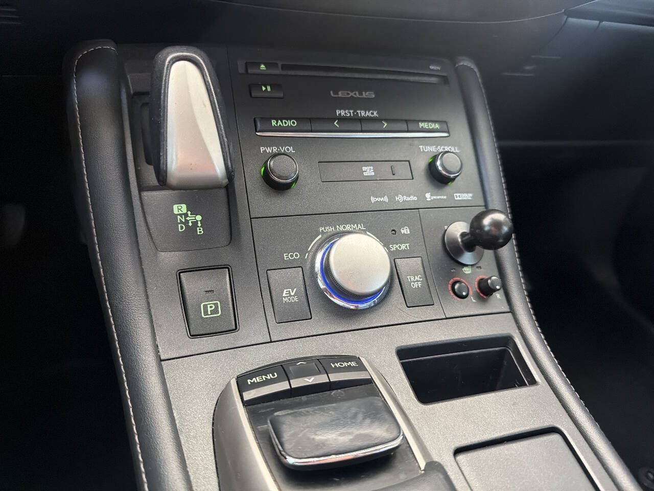 Used 2014 Lexus CT 200h FWD image 24