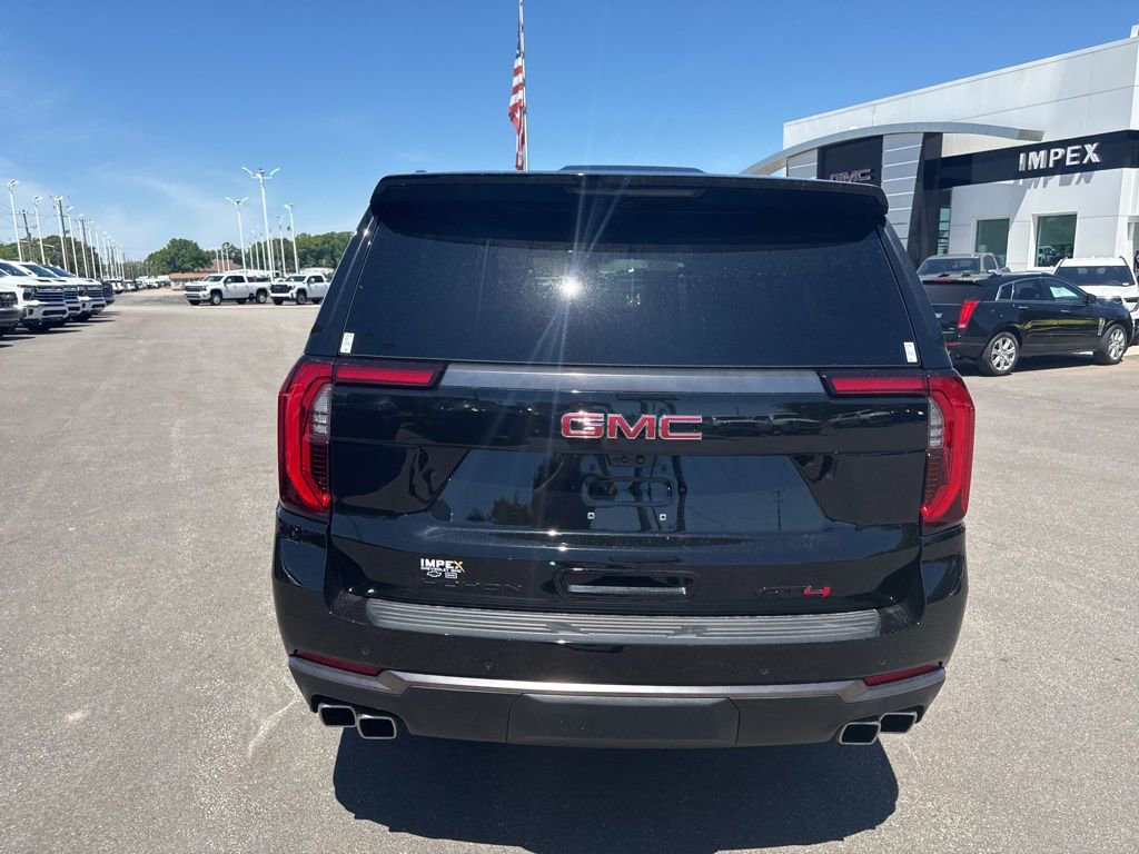 Used 2025 GMC Yukon XL AT4 Ultimate w/ LPO, AT4 Appearance Package AWD/4WD image 4