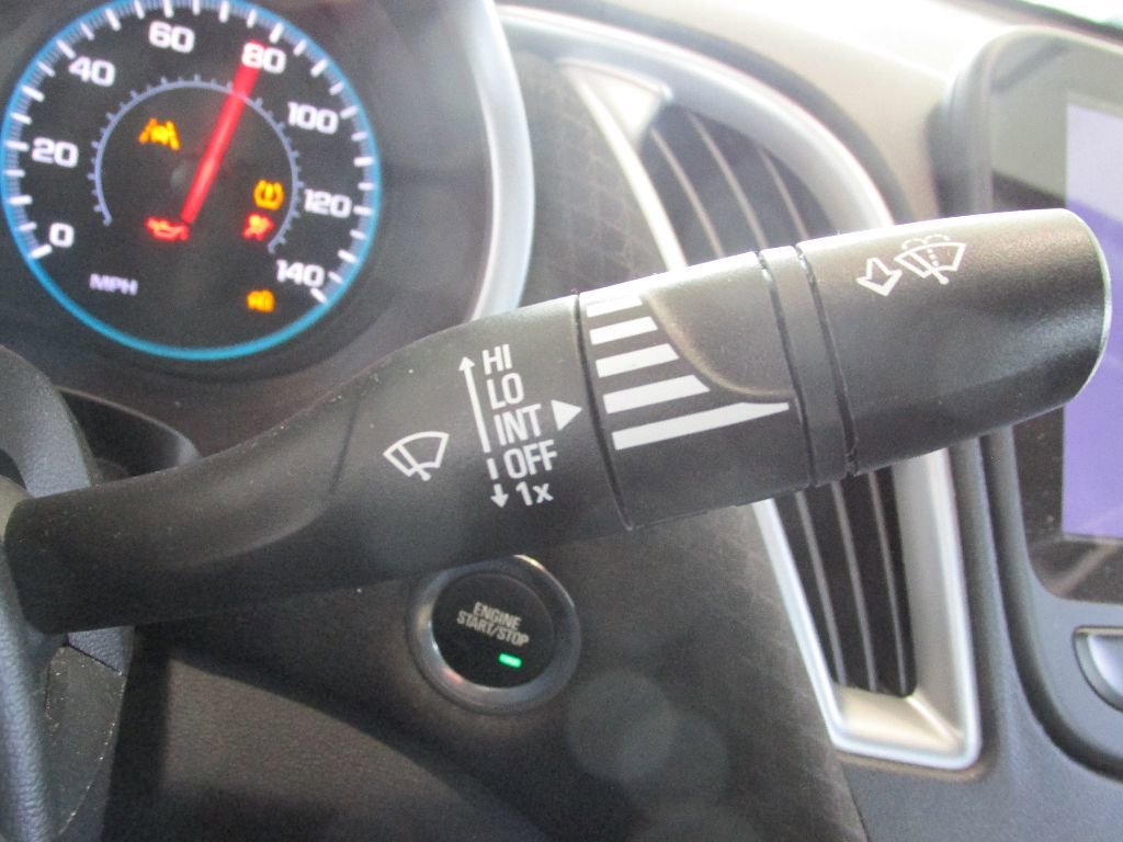 Used 2024 Chevrolet Malibu LT image 17