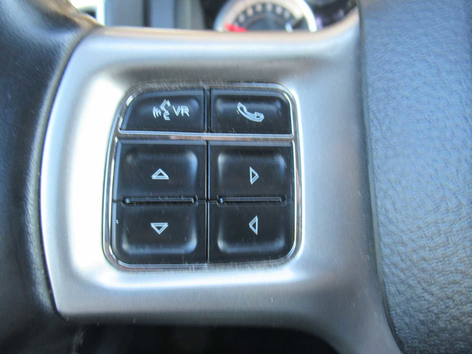 Used 2014 RAM 2500 Laramie image 23