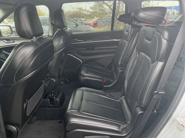 Used 2021 Jeep Grand Cherokee L Limited AWD/4WD image 26