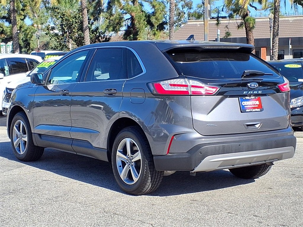 Used 2021 Ford Edge SEL w/ Convenience Package image 3