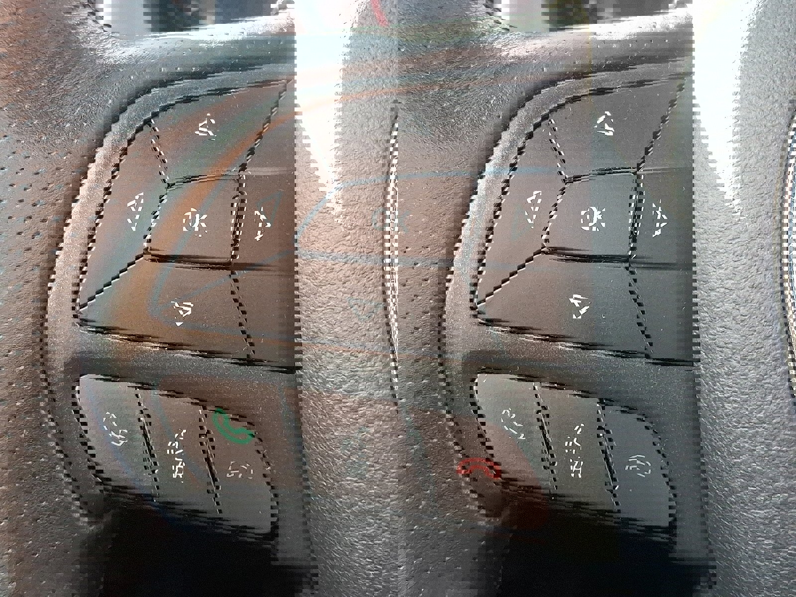 Used 2017 Dodge Charger SXT w/ Blacktop Package image 21