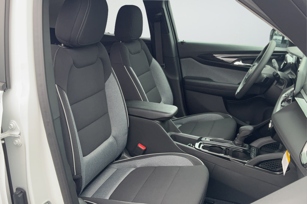 New 2026 Chevrolet TrailBlazer LT FWD image 18