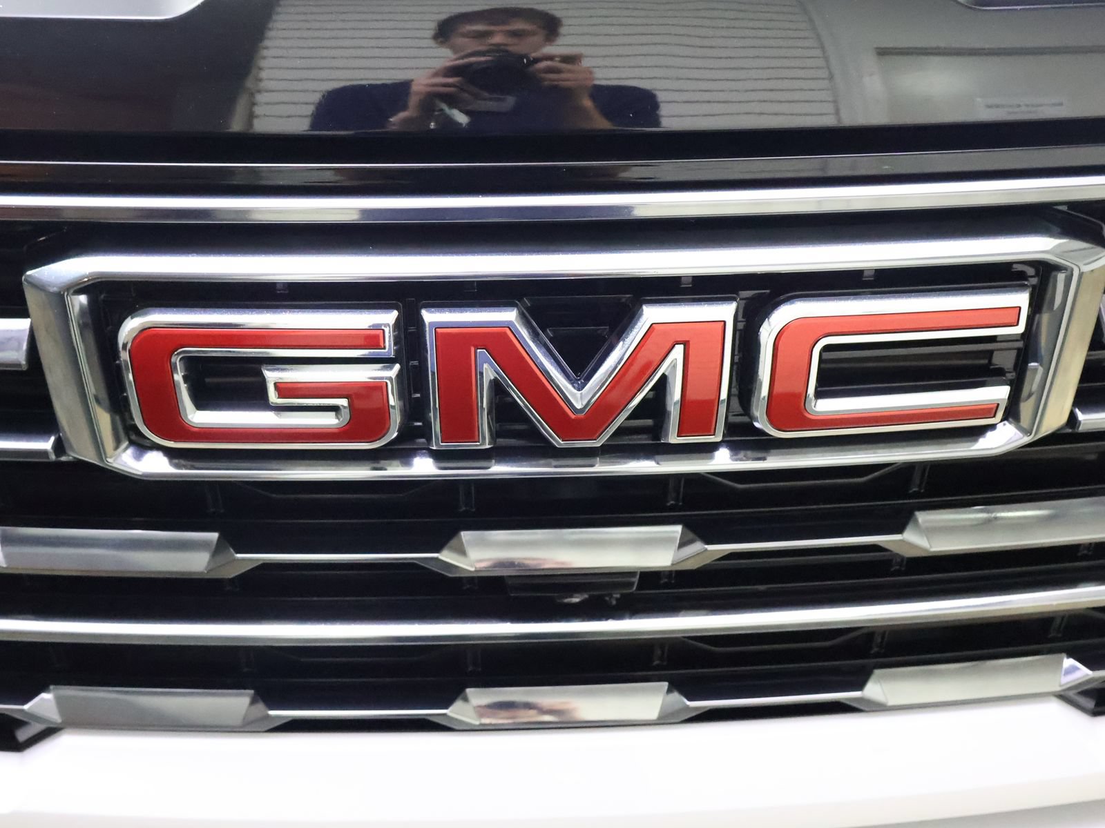 Used 2025 GMC Sierra 2500 AT4 AWD/4WD image 24