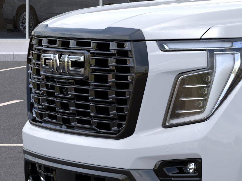 New 2026 GMC Yukon Denali Ultimate w/ LPO, Floor Liner Package AWD/4WD image 13