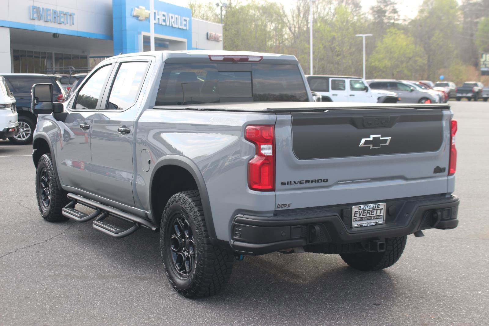 Used 2024 Chevrolet Silverado 1500 ZR2 w/ ZR2 Bison Edition image 5