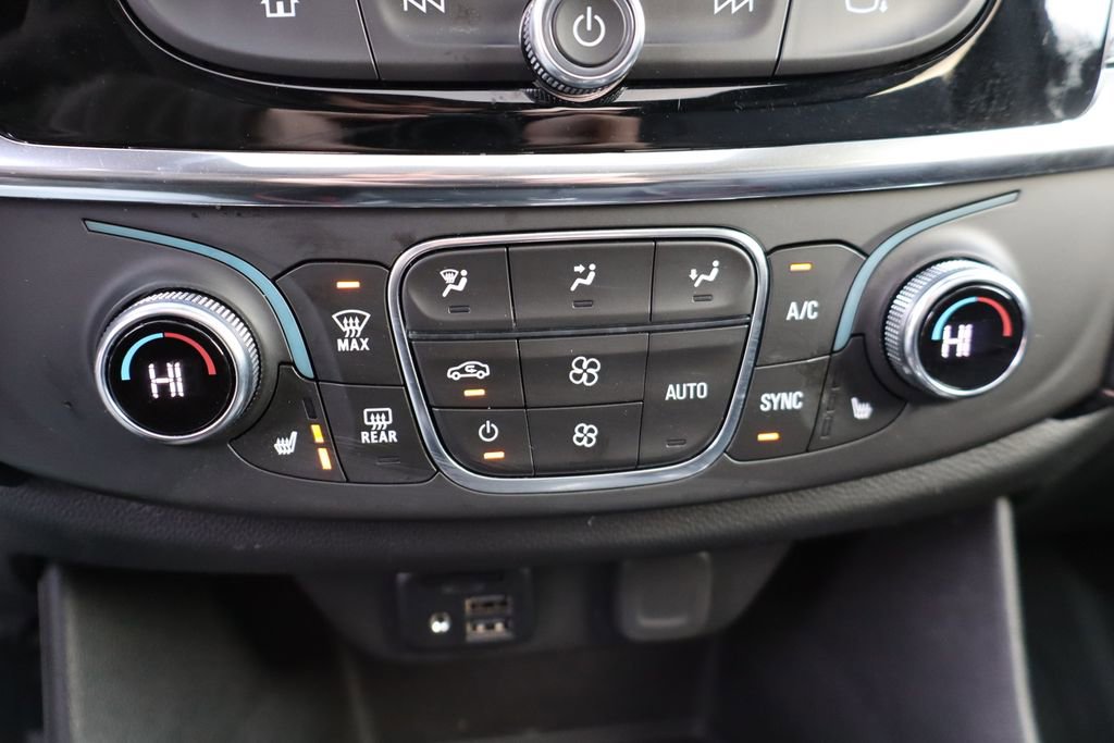 Used 2023 Chevrolet Traverse LT w/ LT Premium Package image 26