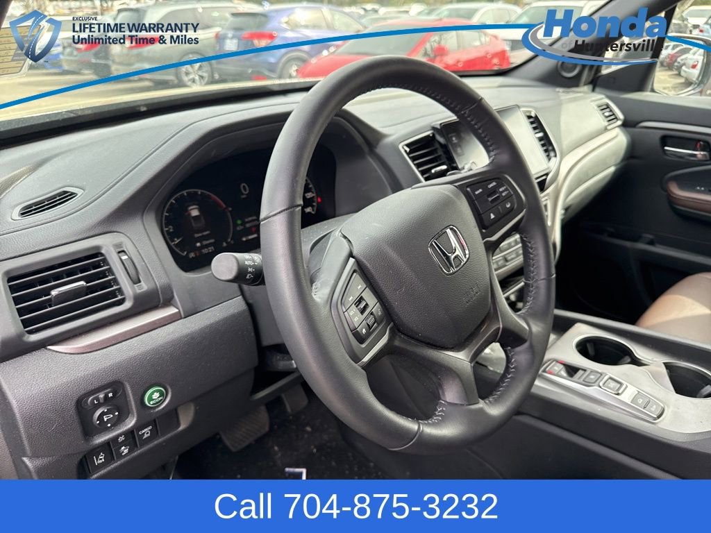 Used 2025 Honda Ridgeline RTL image 19