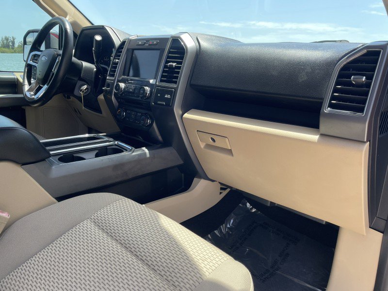 Used 2018 Ford F150 XLT w/ Equipment Group 302A Luxury RWD image 8