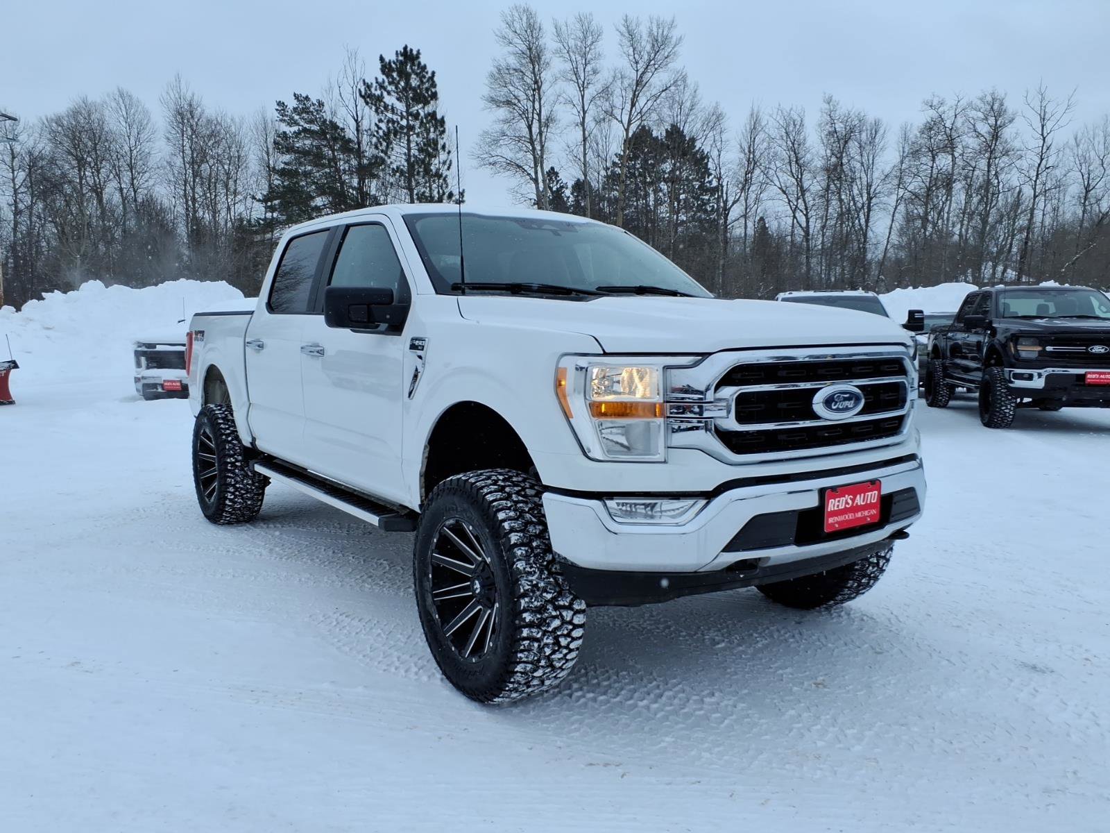 Used 2023 Ford F150 XLT w/ XTR Package AWD/4WD image 8